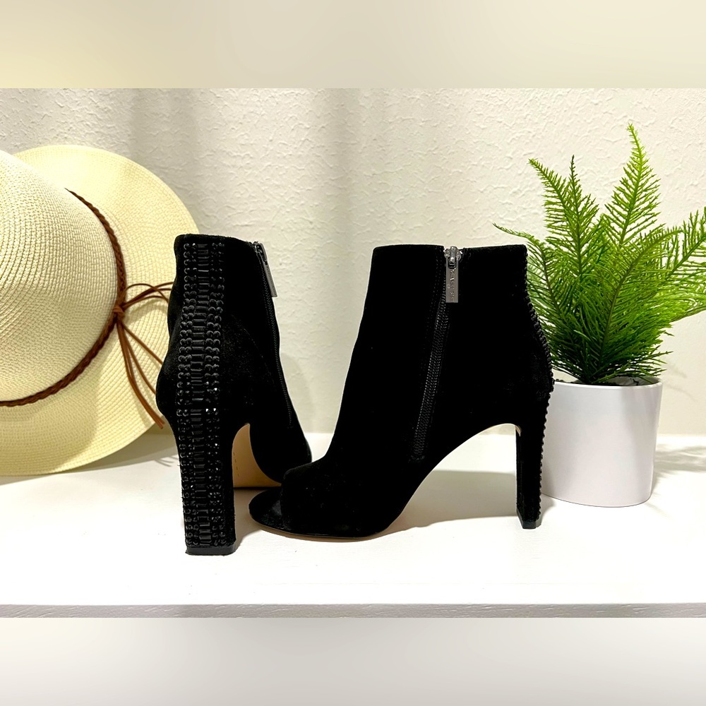 Black Heel Sandals